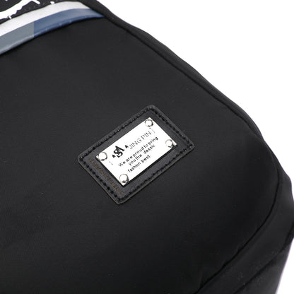 Mochila Urbana Premium para Laptop 15.6” — Diseño Minimalista Resistente al Agua