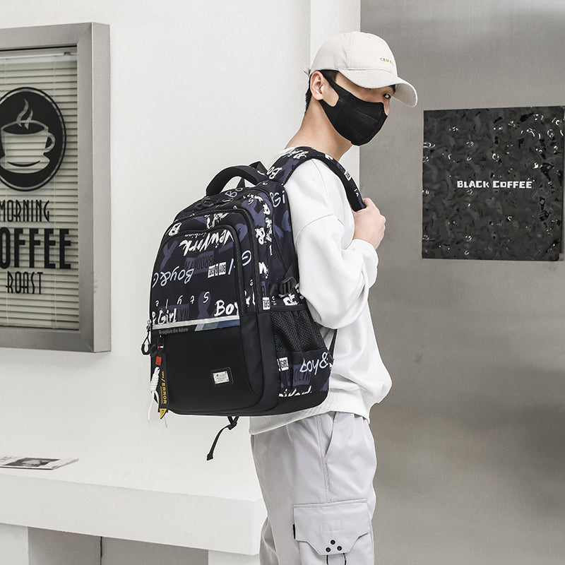 Mochila Urbana Premium para Laptop 15.6” — Diseño Minimalista Resistente al Agua