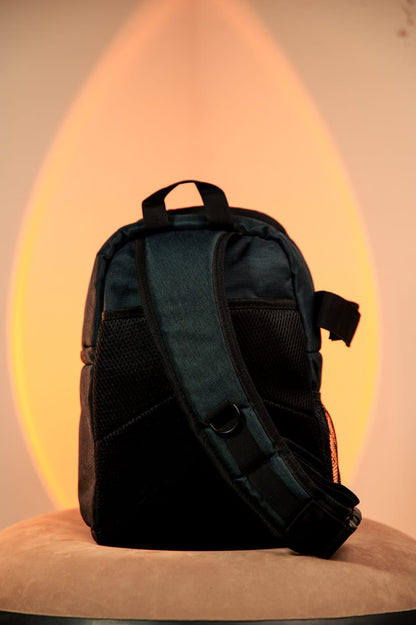 Bolso Cruzado para Cámara DSLR y Mirrorless — Impermeable y Acolchado