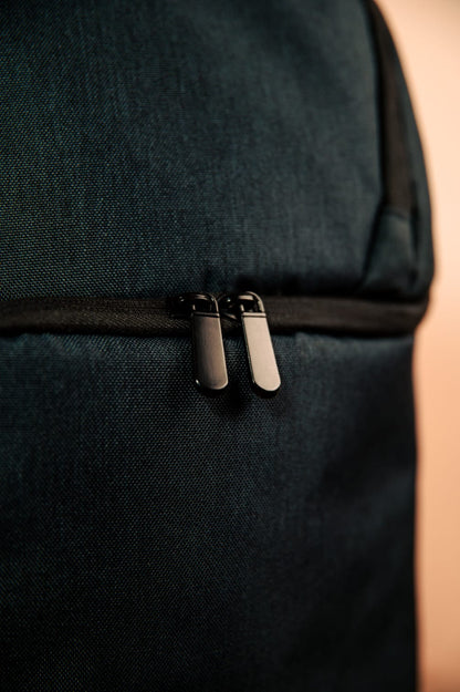 Bolso Cruzado para Cámara DSLR y Mirrorless — Impermeable y Acolchado